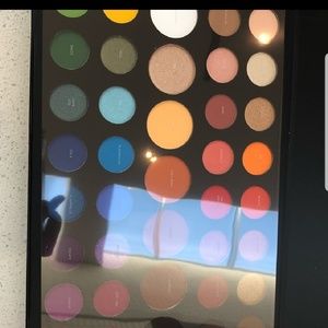 Morphe James Charles BNIB